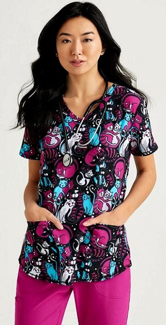 Women's Skechers Print Top (Cuddle Kitties) - BodyMoves Scrubs Boutique