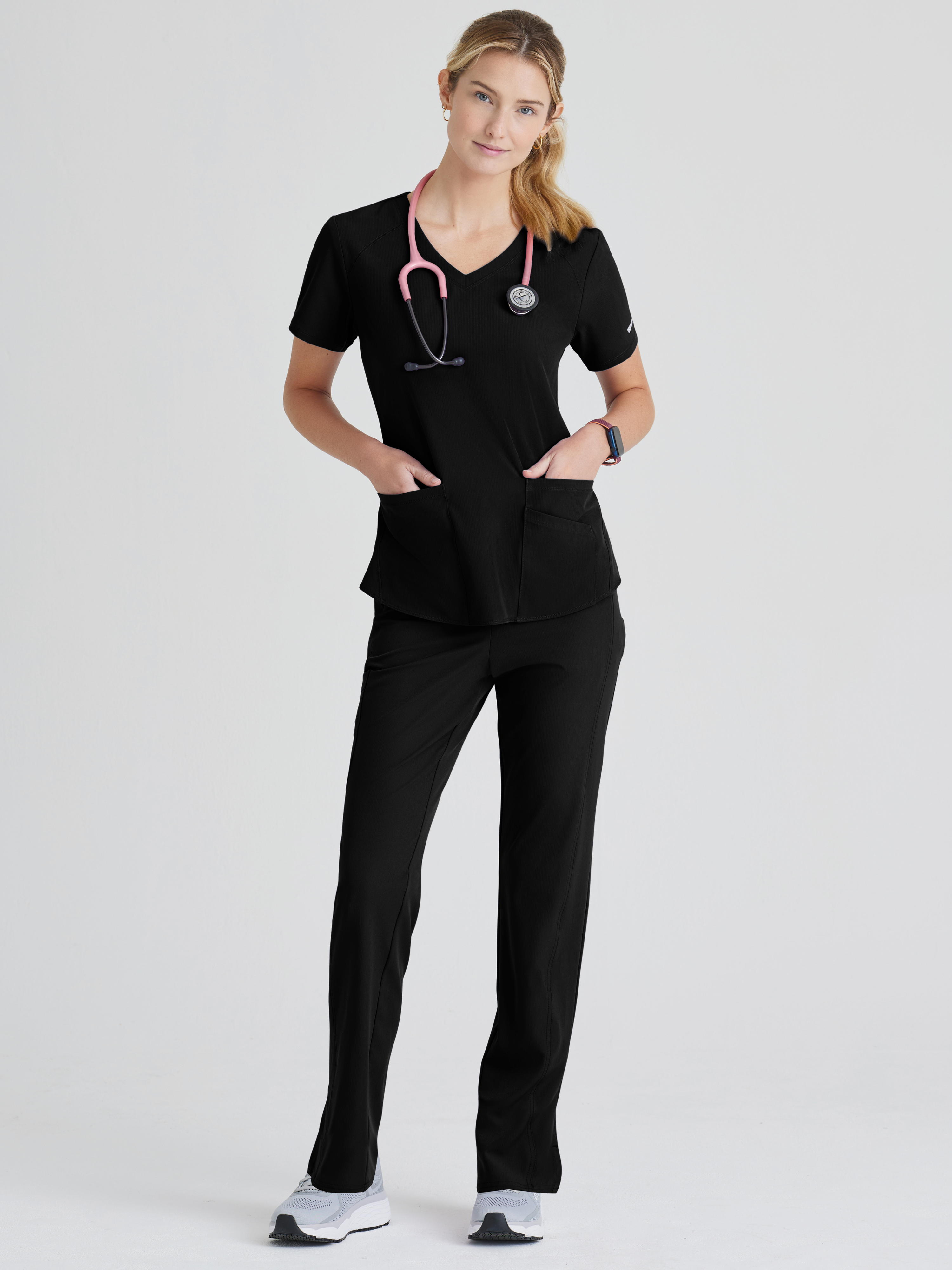 Breeze 3-Pocket Curved V-Neck Scrub Top Skechers™ by Barco