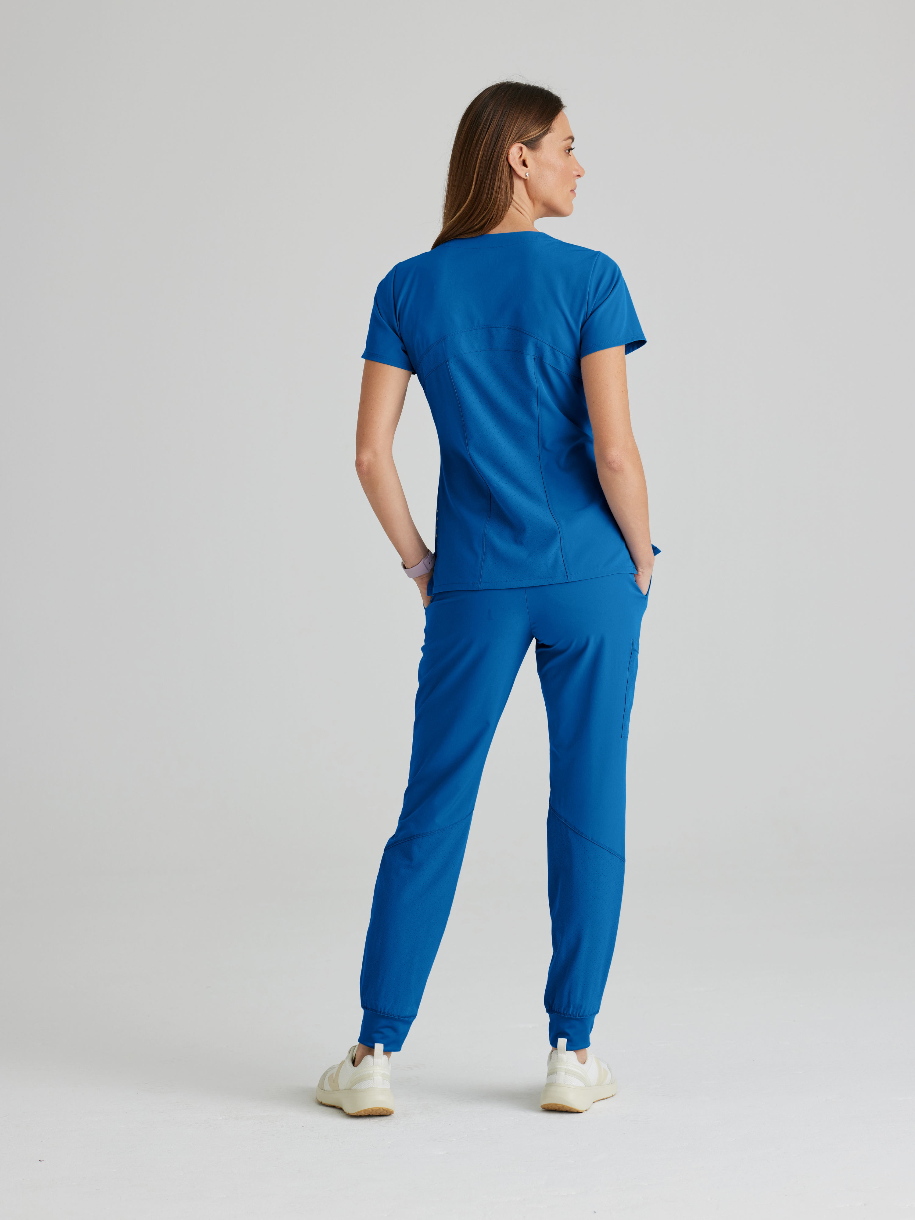 Boost 3-Pocket Mid-Rise Jogger Scrub Pant BARCO® One