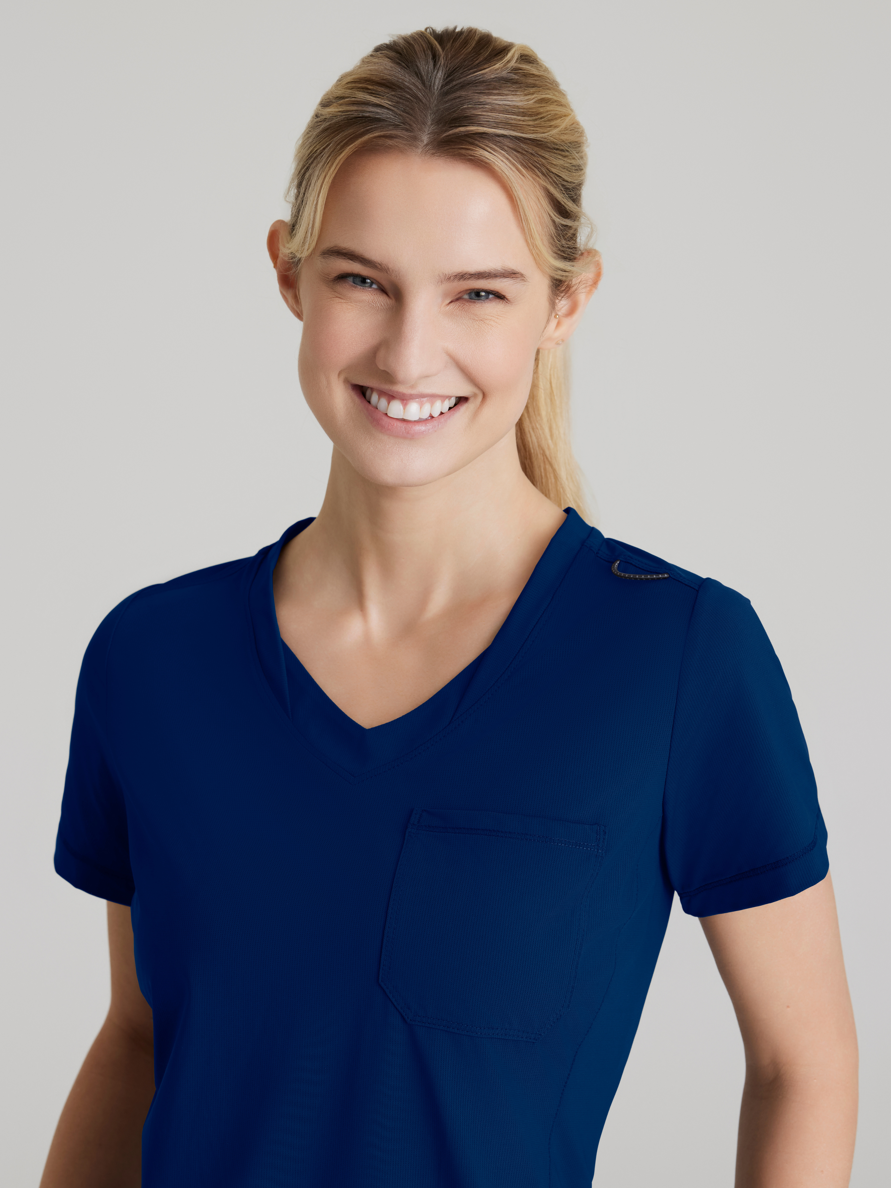 Flow 1-Pocket Tulip Hem Top Skechers™ by BARCO® Slip-ins