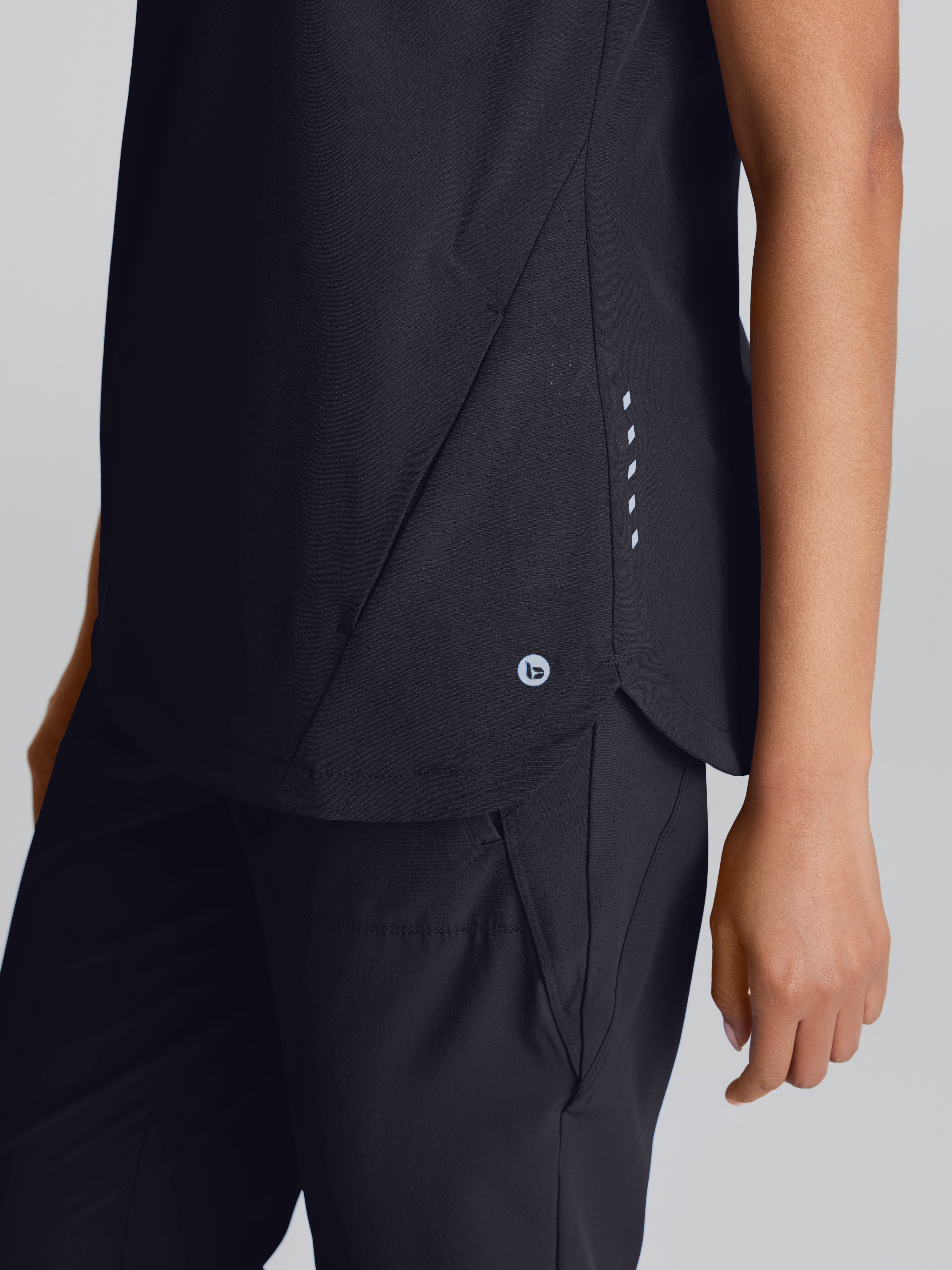 Flux 2-Pocket Banded Zip Collar Top BARCO® One