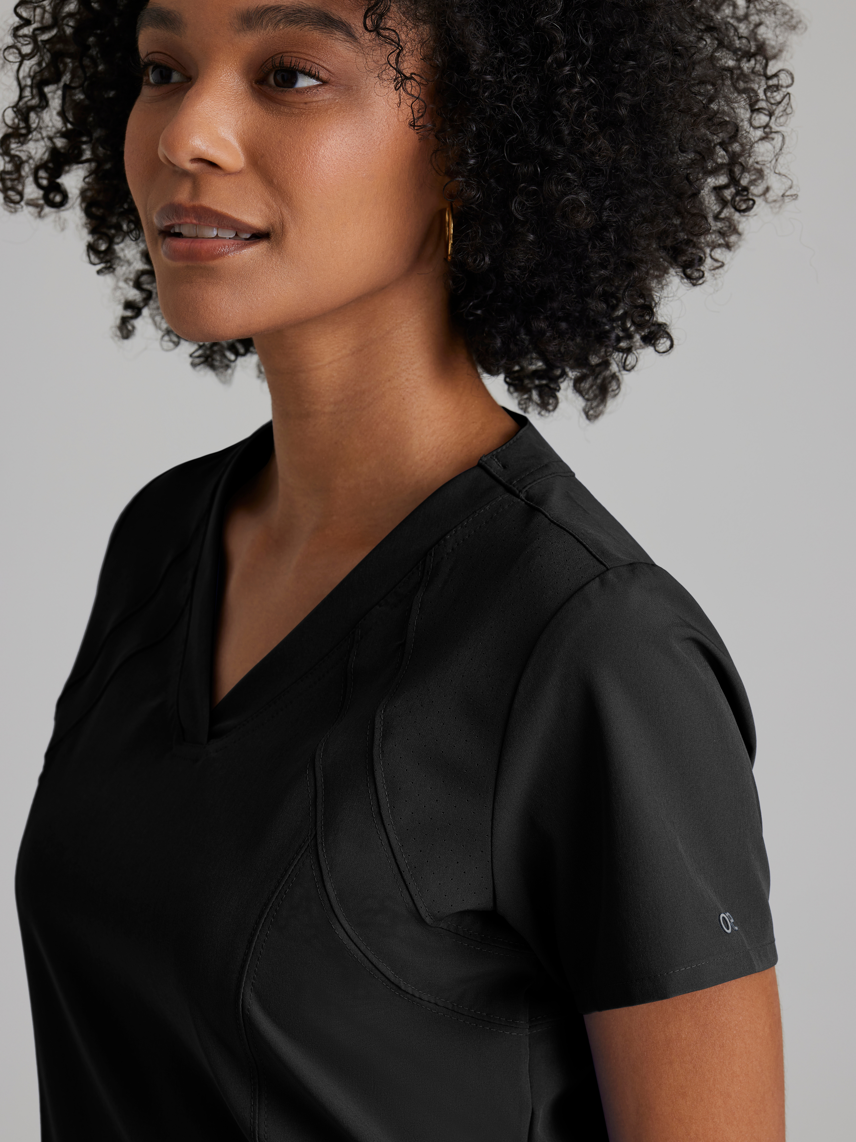 Racer 4-Pocket V-Neck Scrub Top BARCO® One