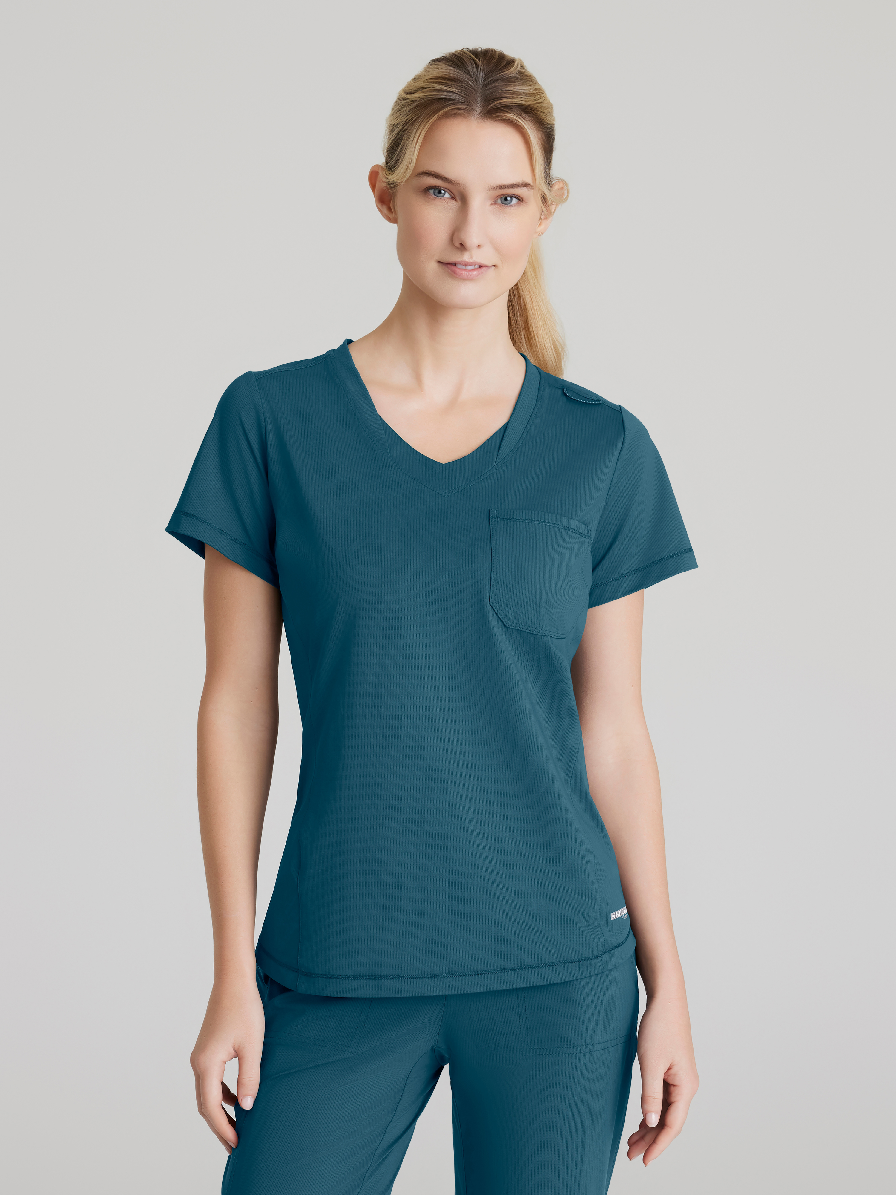 Flow 1-Pocket Tulip Hem Top Skechers™ by BARCO® Slip-ins