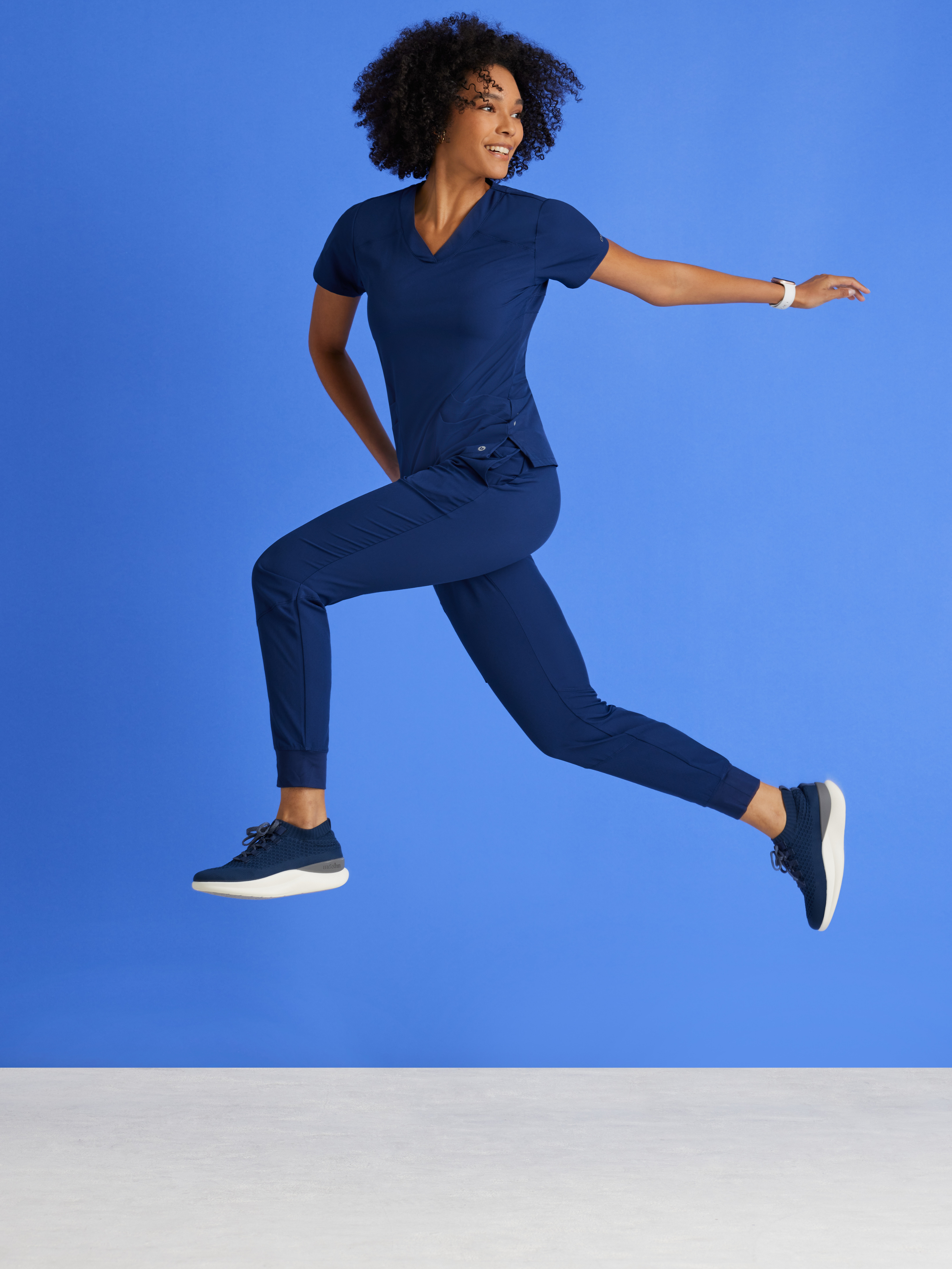 Boost 3-Pocket Mid-Rise Jogger Scrub Pant BARCO® One