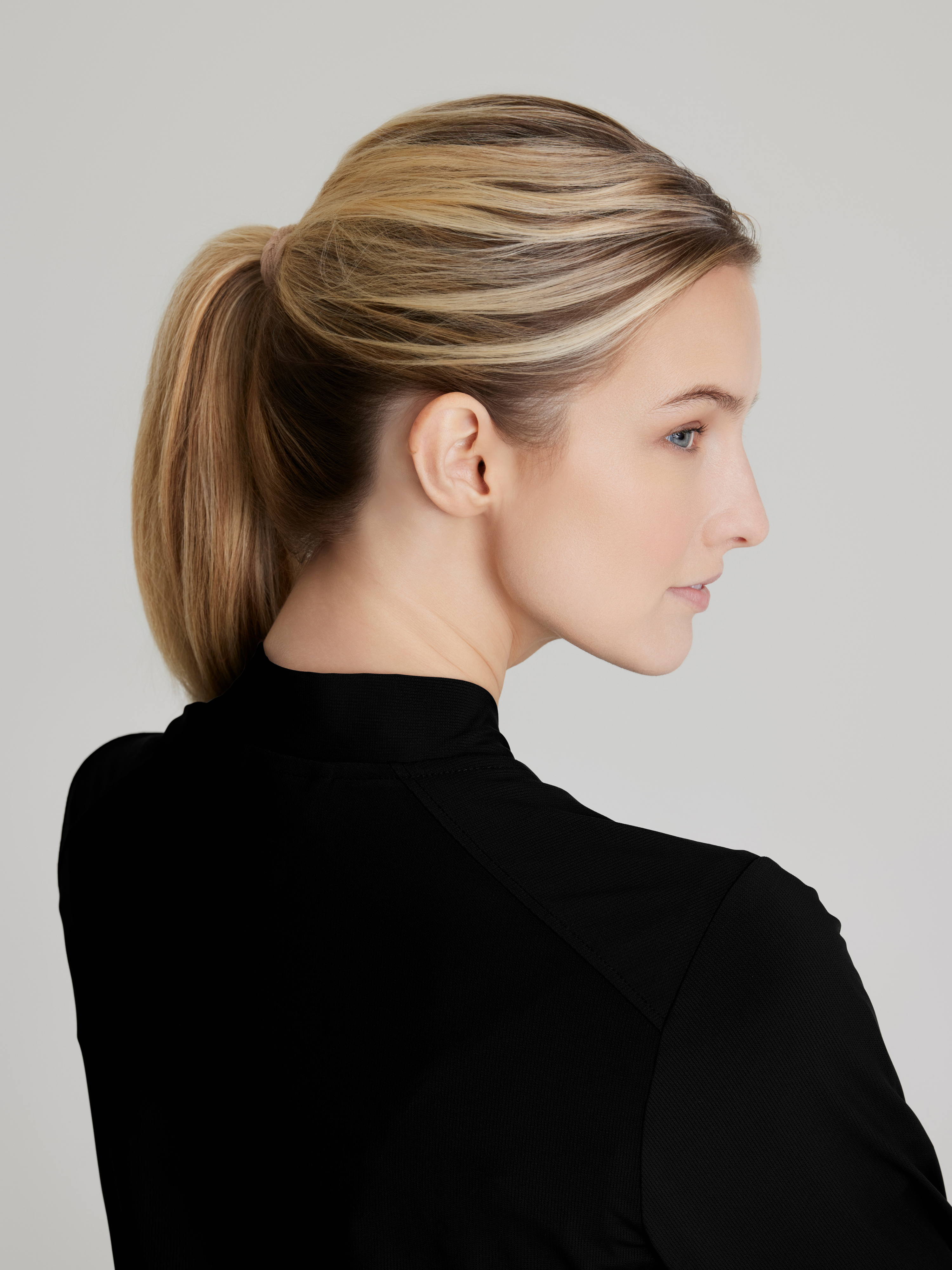 Contour 3-Pocket Front Zipper Warm Up Skechers™ by BARCO® Slip-ins