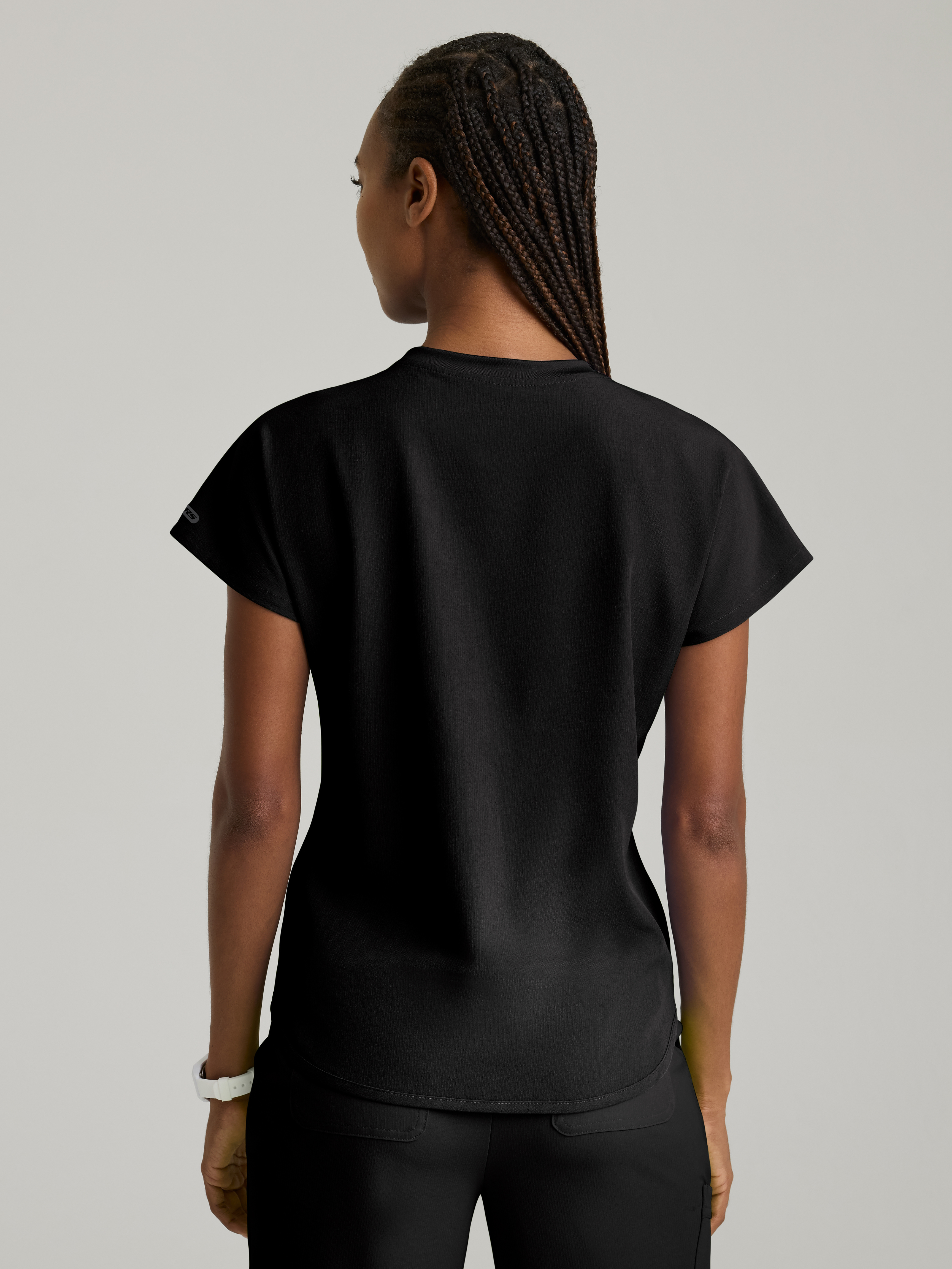Fresh Women's 3-Pocket Crew Neck Dolman Sleeve Top Skechers™ by Barco