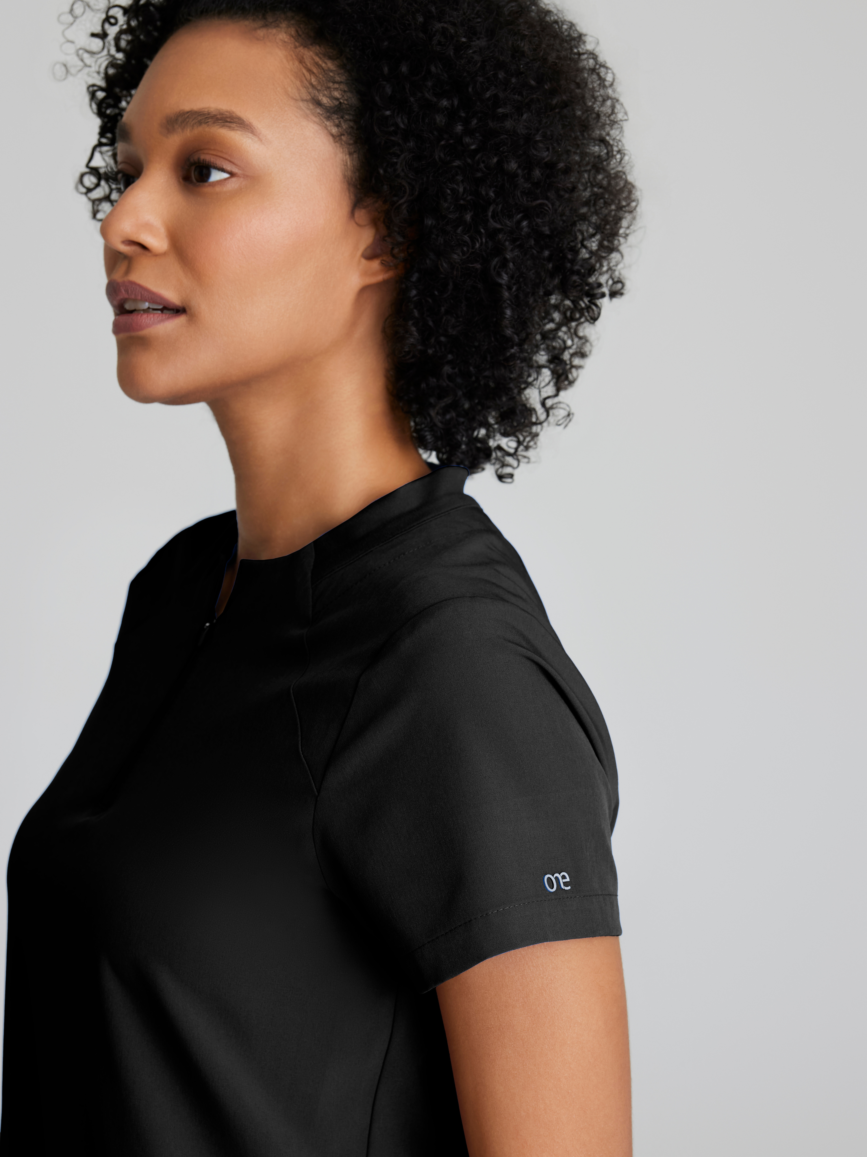 Flux 2-Pocket Banded Zip Collar Top BARCO® One