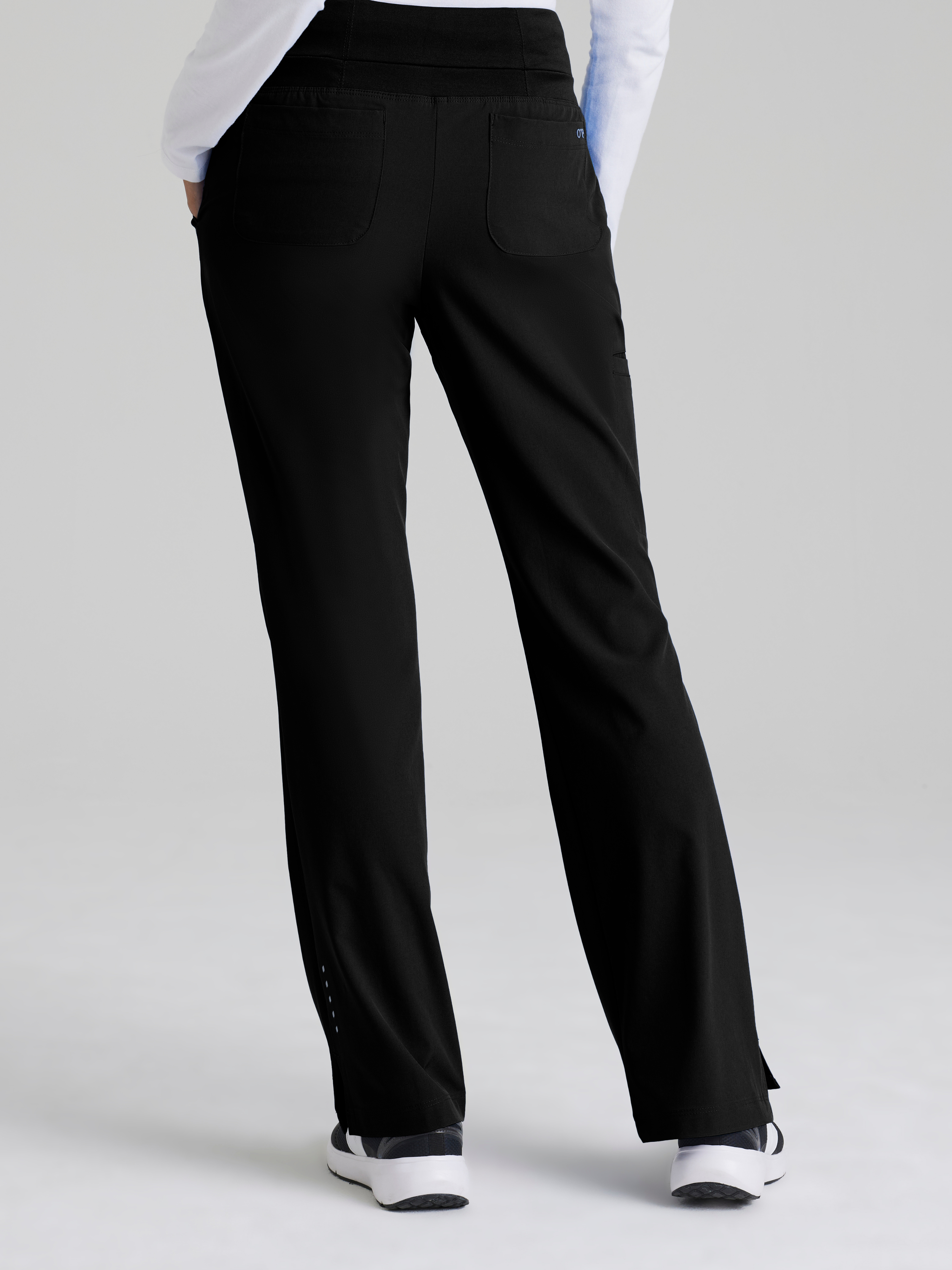 Stride 5-Pocket Mid-Rise Fit & Flare Leg Scrub Pant BARCO® One