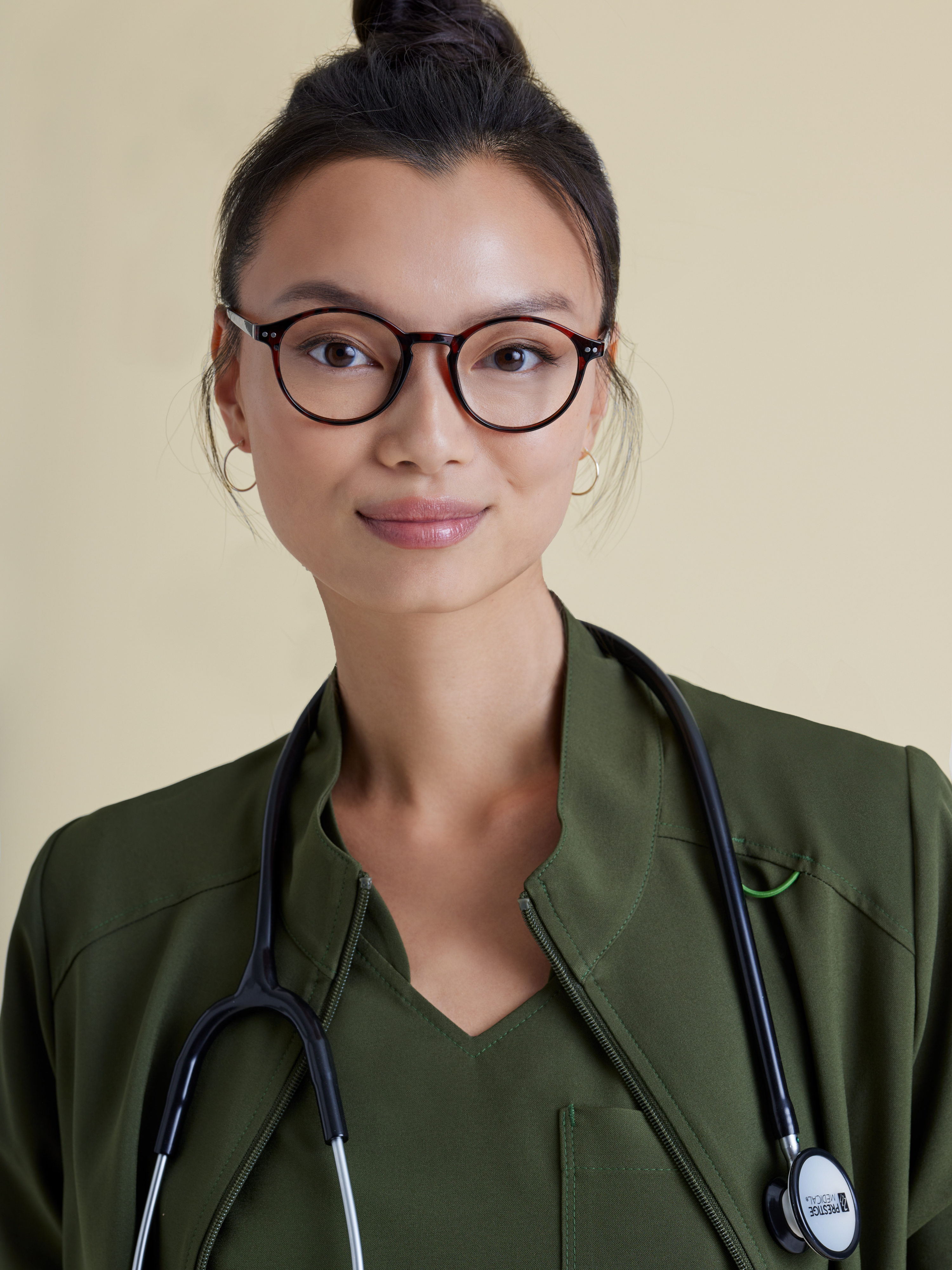 Sway 1-Pocket Banded V-Neck Ciclo® Scrub Top Grey's Anatomy™ by BARCO® Evolve