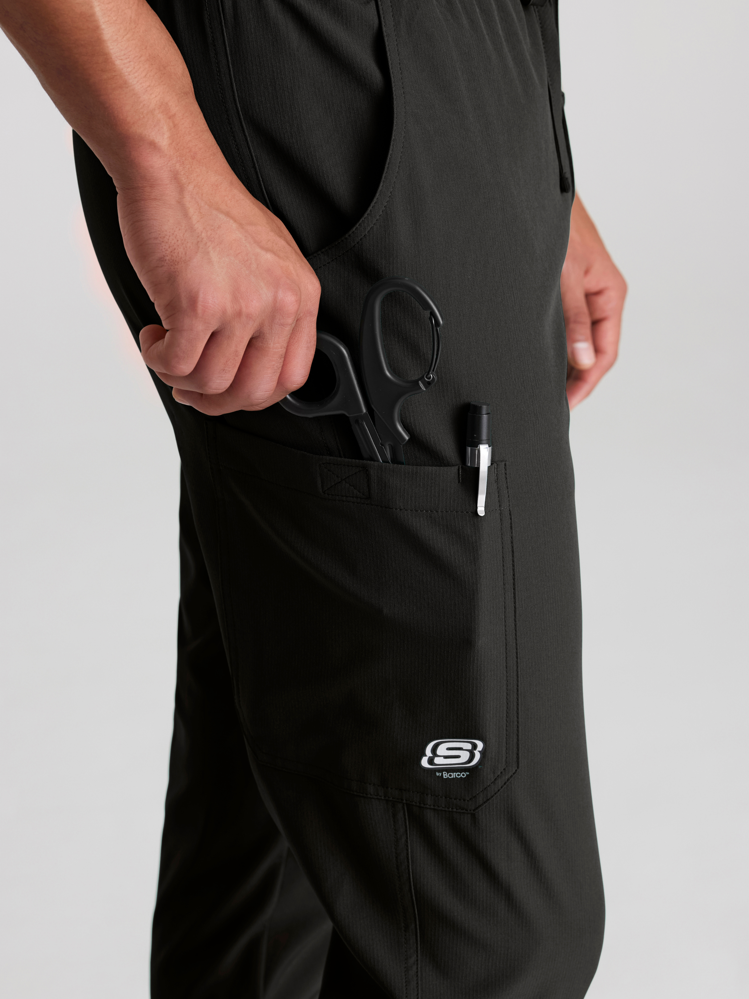 Structure 3-Pocket Jogger Scrub Pant Skechers™ by Barco