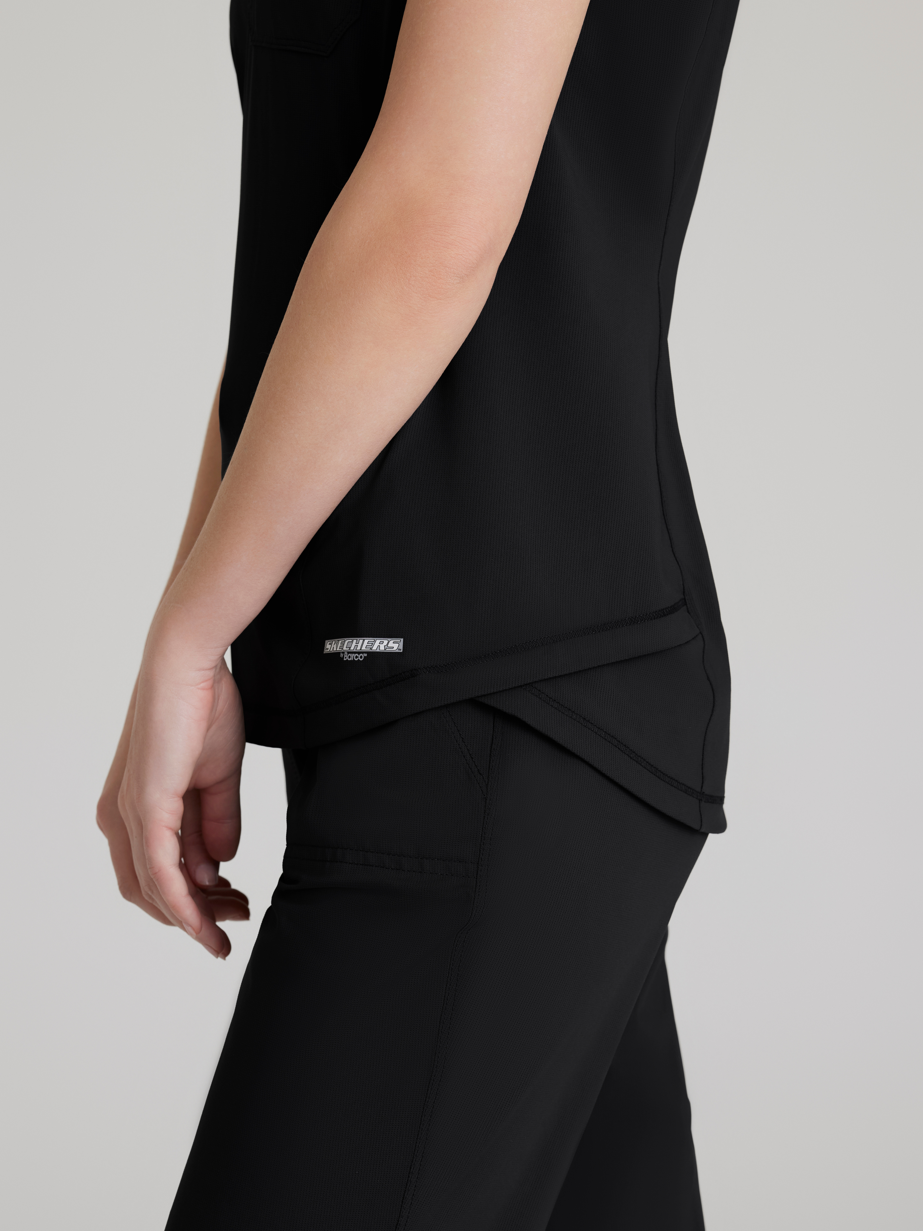 Flow 1-Pocket Tulip Hem Top Skechers™ by BARCO® Slip-ins