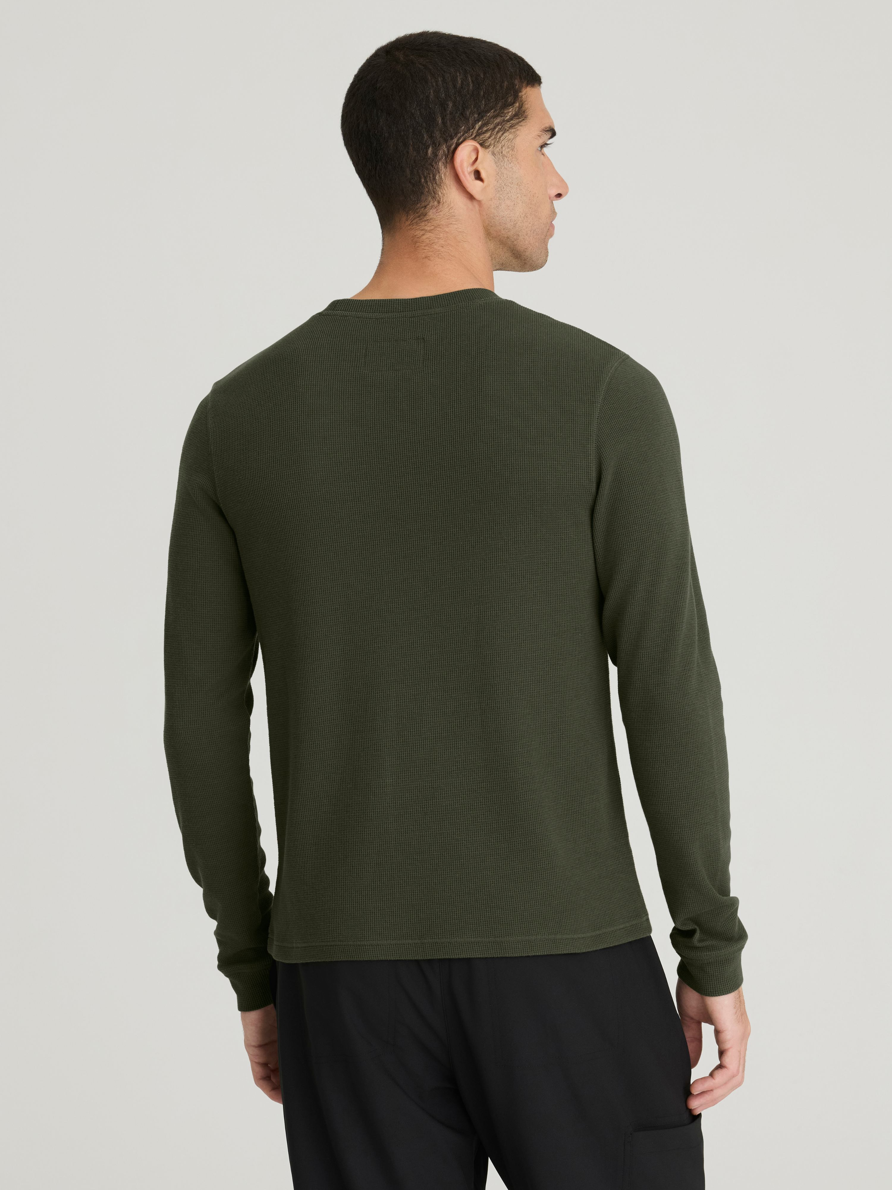 Nomad Men's Single Patch Pocket Long Sleeve Top Grey's Anatomy™ by BARCO® Evolve