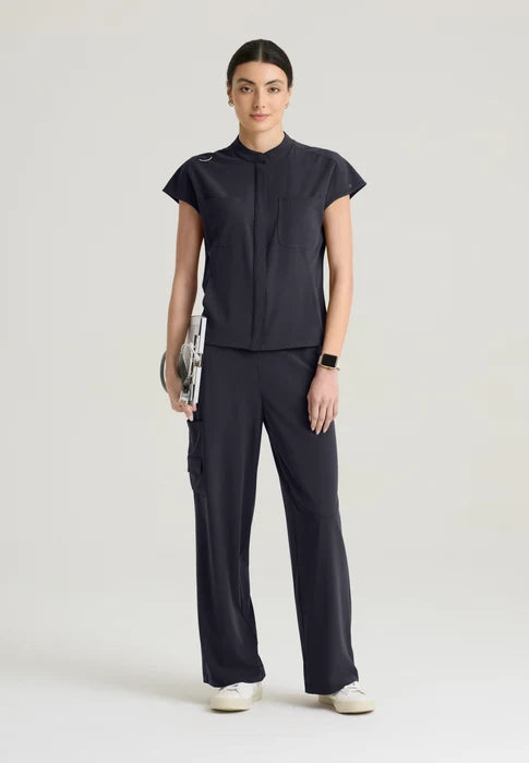 Aria Women's 6-Pocket Sportneck Zip-Front Top Grey's Anatomy™ by Barco Cultivate