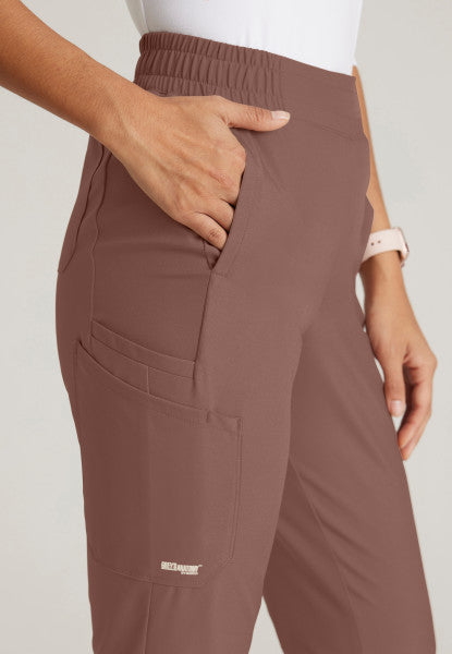 Women's Grey's Anatomy Evolve "Cosmo" Pant in Petite Length