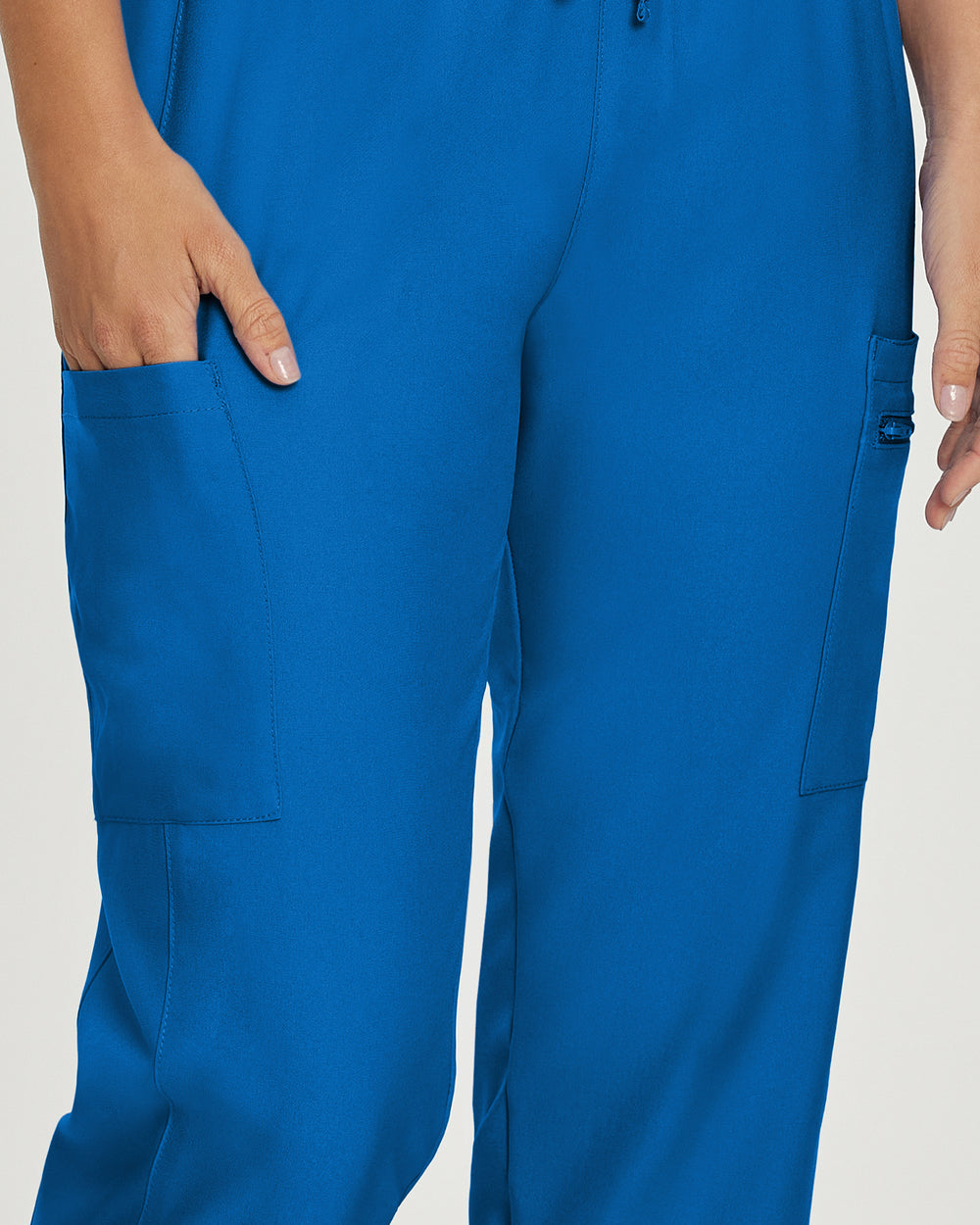 Women's Straight-Leg Cargo Scrub Pants (Regular Length)