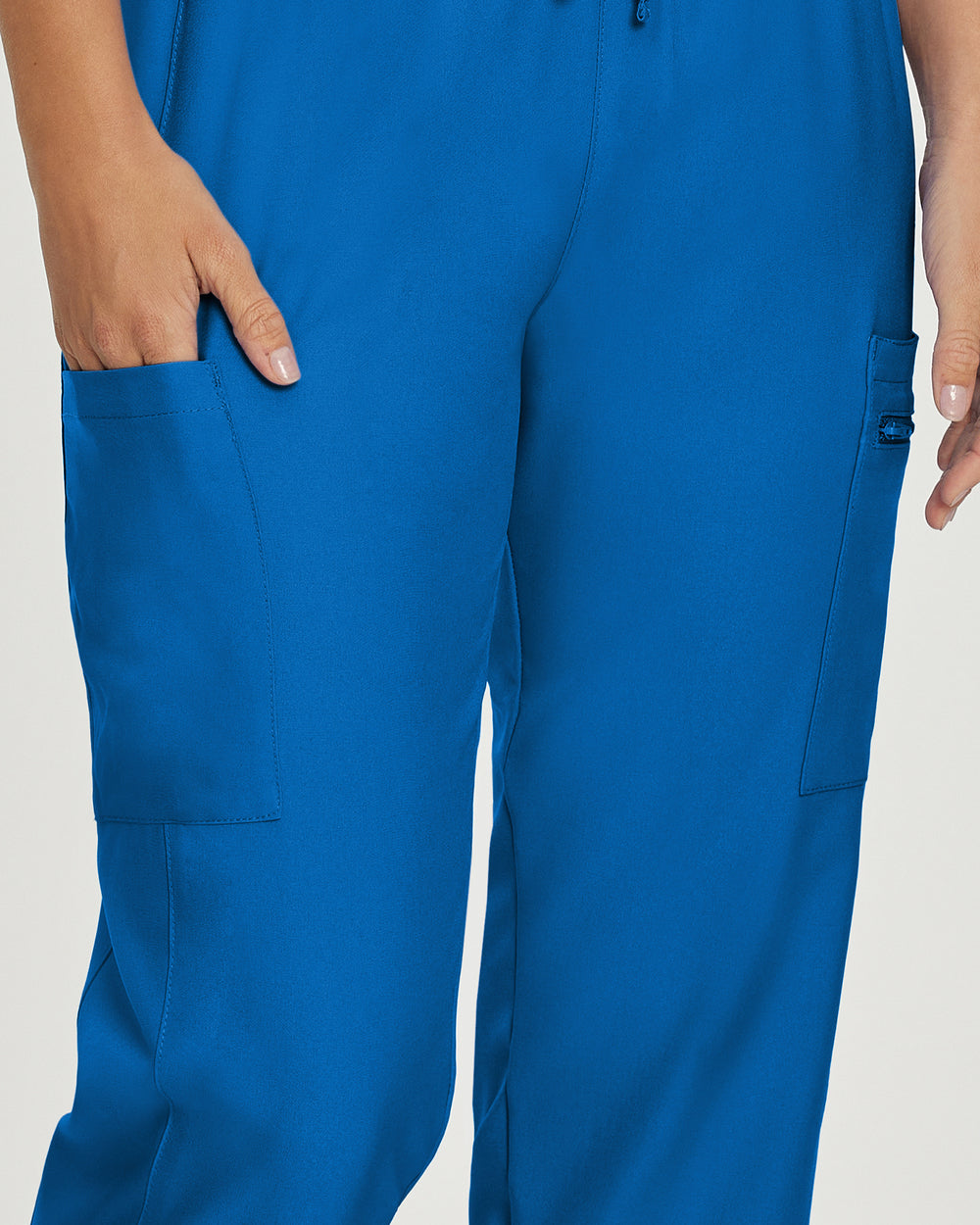 Women's Straight-Leg Cargo Scrub Pants (Petite Length)